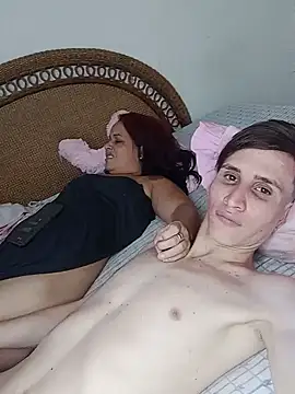 Milfvalesk online show from 9, 3, 2025