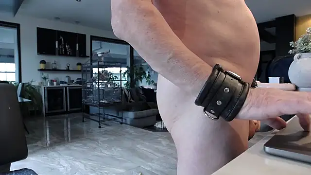 Toy-Daddy online show from 1, 12, 2025