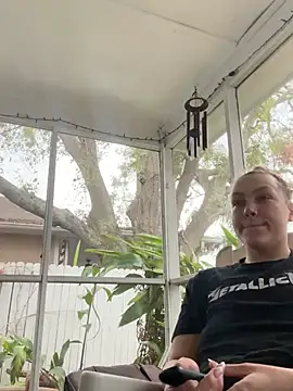 WASHDOWNTHEBUBBLES online show from 6, 1, 2025