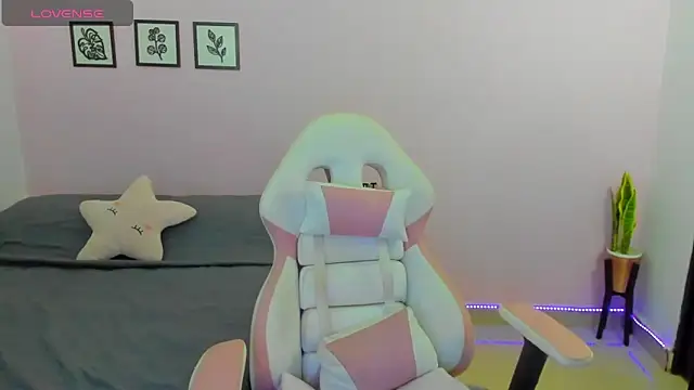 sophie pazz online show from 6, 2, 2026