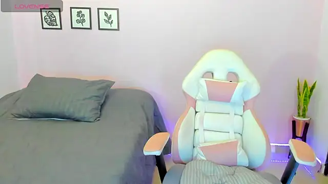 sophie pazz online show from 19, 3, 2026