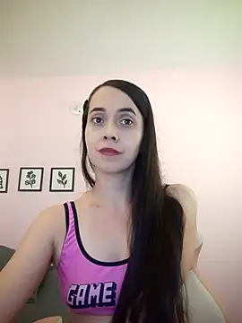 sophie pazz online show from 4, 12, 2025