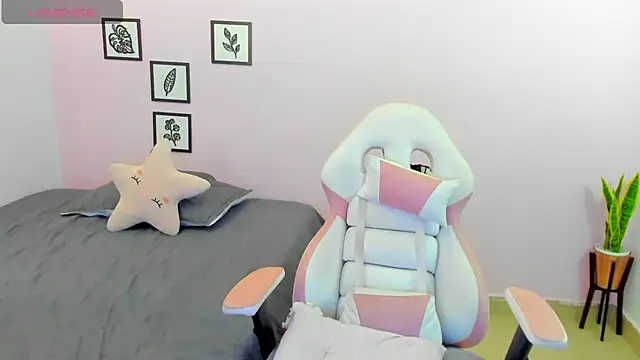 sophie pazz online show from 17, 10, 2025