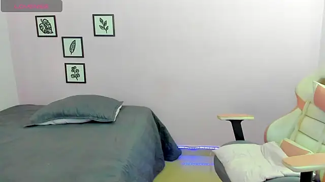 sophie pazz online show from 27, 9, 2025