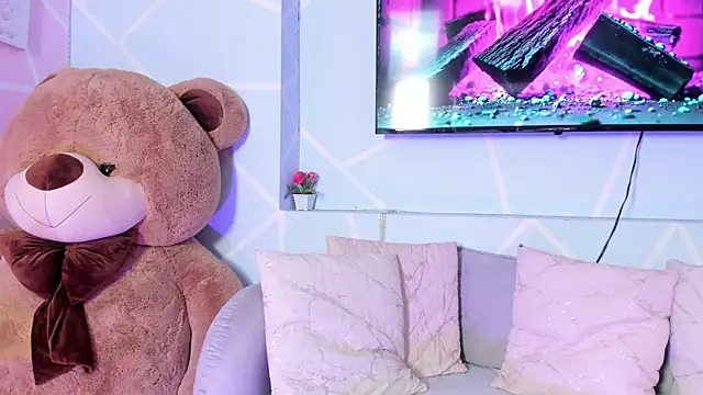 lila noa online show from 22, 11, 2025