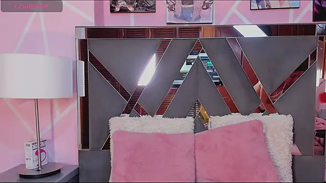 lila noa online show from 17, 9, 2025