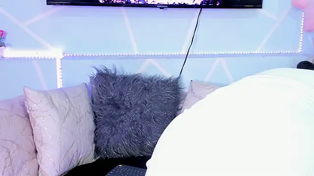 lila noa online show from 7, 11, 2025