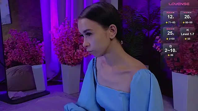 LilithStrangfor online show from 7, 10, 2025