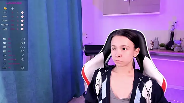 LilithStrangfor online show from 17, 12, 2024