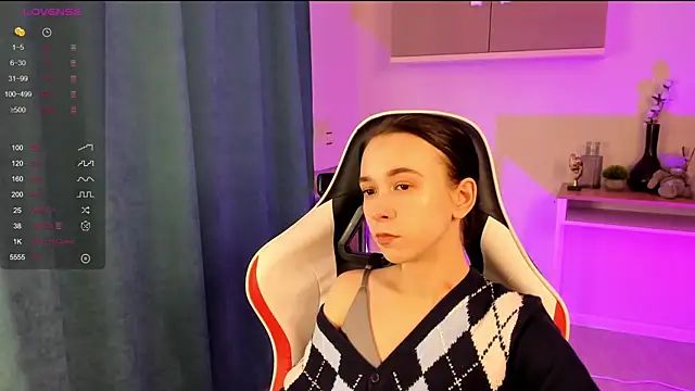 LilithStrangfor online show from 17, 12, 2024