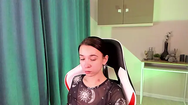 LilithStrangfor online show from 16, 12, 2024