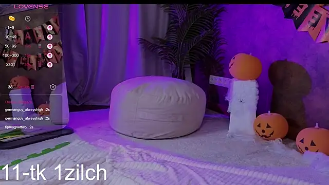 LilithStrangfor online show from 31, 10, 2025