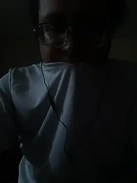 beautiful hands  online show from 23, 11, 2025