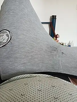 beautiful hands  online show from 27, 2, 2026