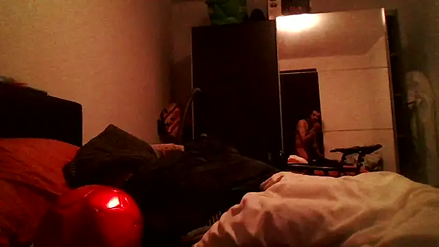 P4RtYBOII92 online show from 10, 10, 2025