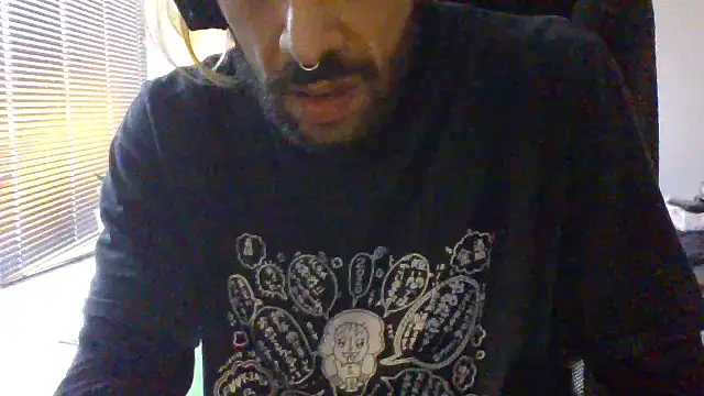 P4RtYBOII92 online show from 27, 10, 2025