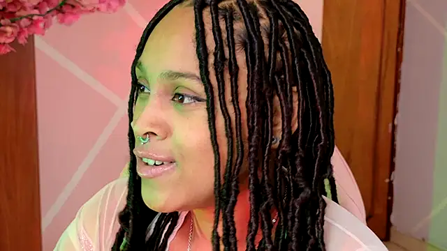 Elith noa online show from 28, 10, 2025