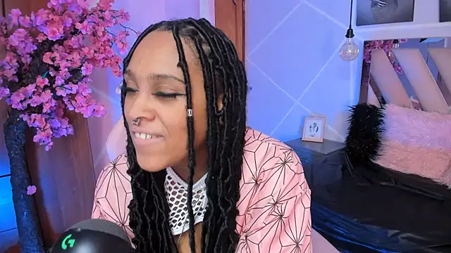 Elith noa online show from 19, 9, 2025