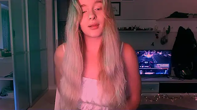 Eva Jaya online show from 20, 9, 2025