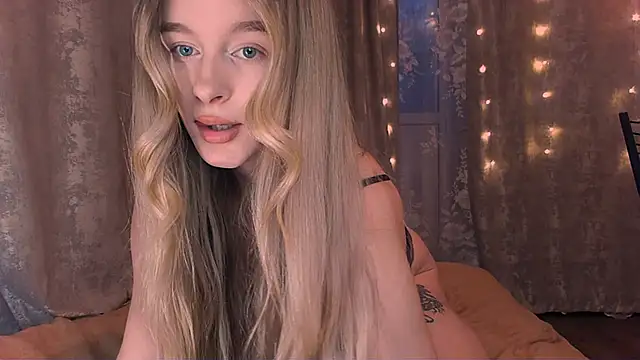 Eva Jaya online show from 22, 12, 2024