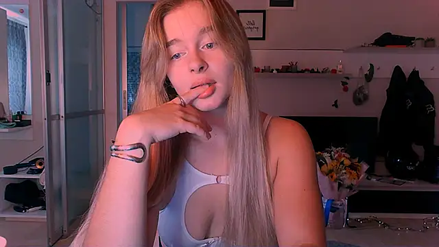 Eva Jaya online show from 29, 9, 2025