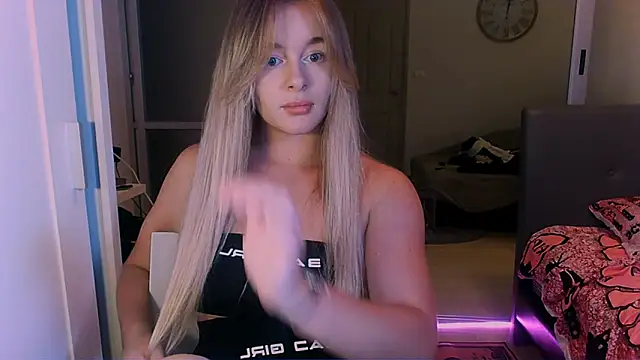 Eva Jaya online show from 24, 10, 2025