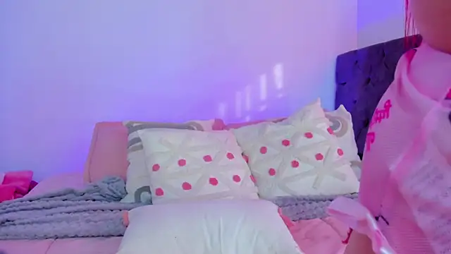 shaina vasquez online show from 16, 4, 2026