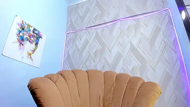  miaquevedo  online show from 6, 3, 2025