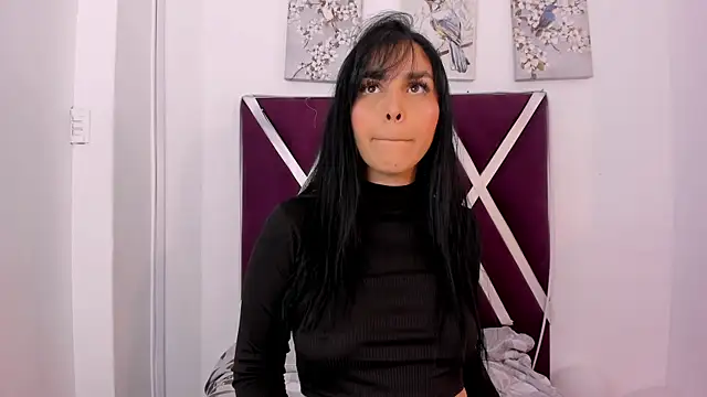  miaquevedo  online show from 10, 3, 2026