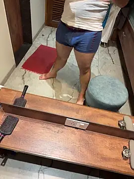 versatile guy01 online show from 21, 10, 2025