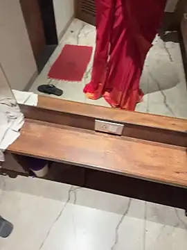 versatile guy01 online show from 10, 10, 2025