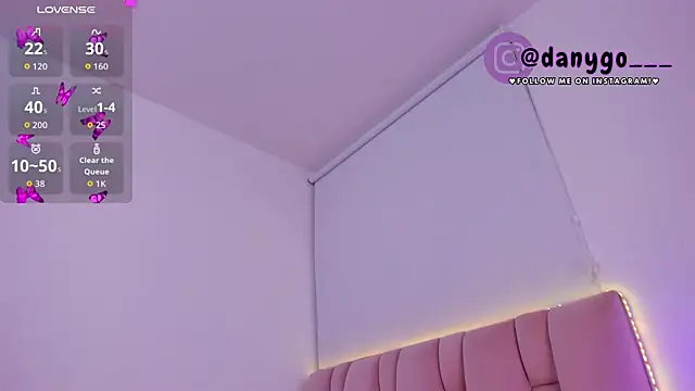 ZarianaEvanz online show from 25, 9, 2025