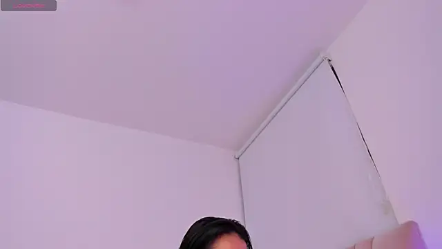 ZarianaEvanz online show from 8, 6, 2026