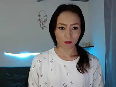 Sara-Guzman1 online show from 26, 1, 2025