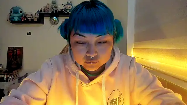 Shaddycute  online show from 11, 1, 2026