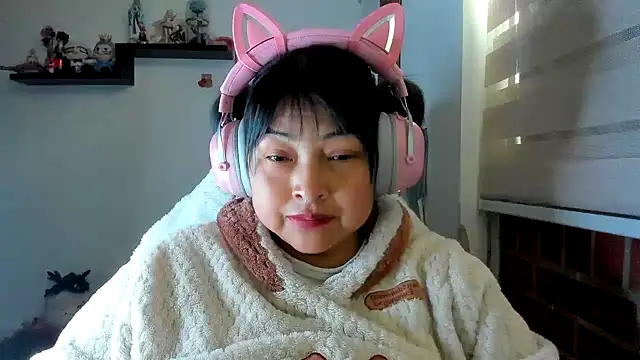 Snapshot of Shaddycute_ chatting on 3, 6, 2026 Shaddycute online show from 3, 6, 2026