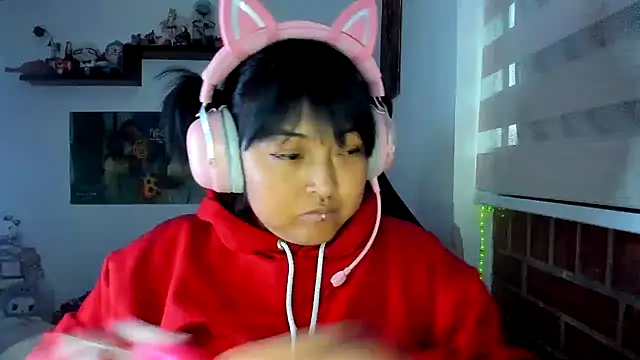 Shaddycute  online show from 12, 3, 2026