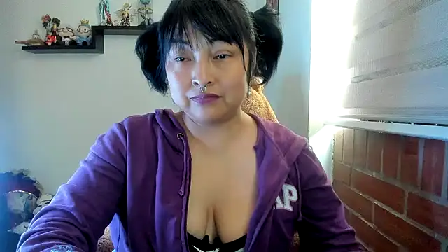 Shaddycute  online show from 9, 7, 2026