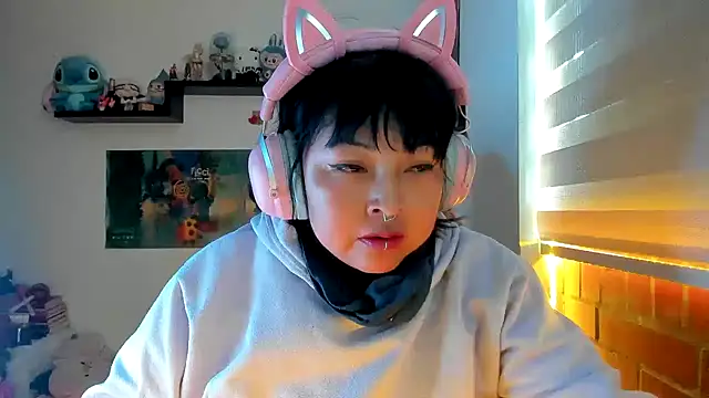 Shaddycute  online show from 20, 2, 2026