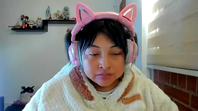 Snapshot of Shaddycute_ chatting on 3, 6, 2026 Shaddycute online show from 3, 6, 2026