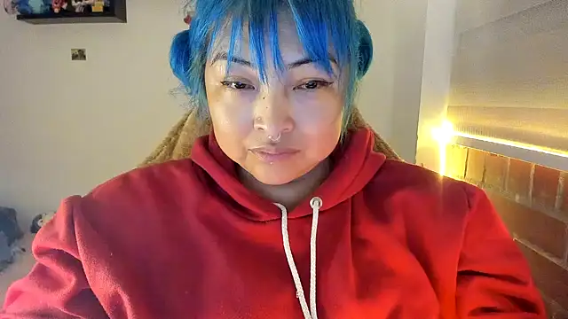 Shaddycute  online show from 1, 12, 2025