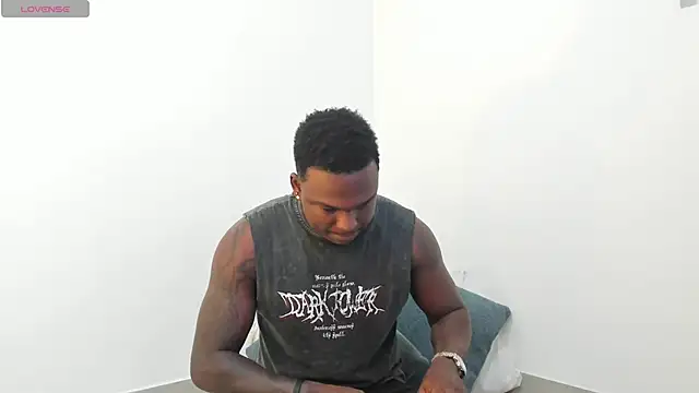 Troykhalil online show from 10, 11, 2025