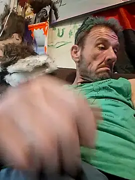 Snapshot of gettinit2wice chatting on 14, 3, 2026 gettinit2wice online show from 14, 3, 2026