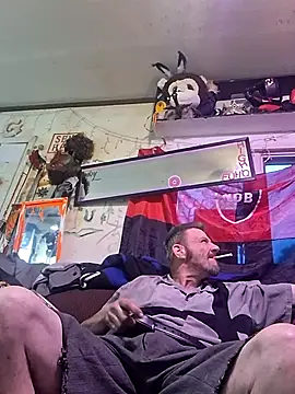 Snapshot of gettinit2wice chatting on 25, 2, 2026 gettinit2wice online show from 25, 2, 2026