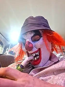 Snapshot of gettinit2wice chatting on 8, 1, 2026 gettinit2wice online show from 8, 1, 2026