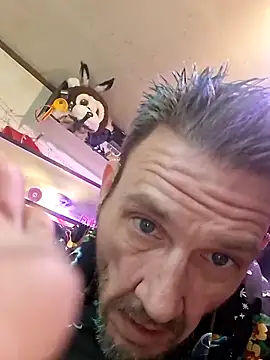 Snapshot of gettinit2wice chatting on 15, 3, 2026 gettinit2wice online show from 15, 3, 2026