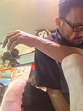 Snapshot of gettinit2wice chatting on 29, 3, 2026 gettinit2wice online show from 29, 3, 2026