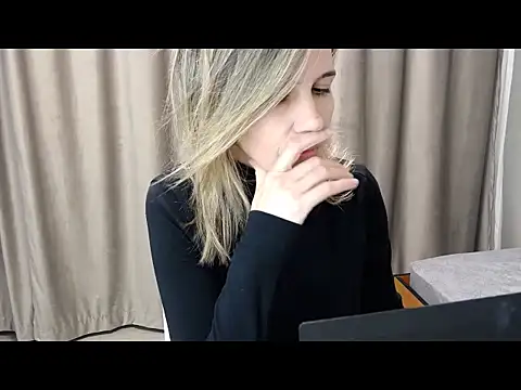 LustyDream4u online show from 4, 12, 2024