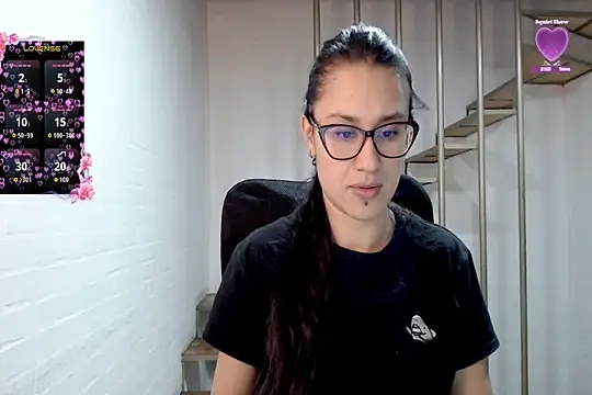 Jessie Desire online show from 25, 2, 2026