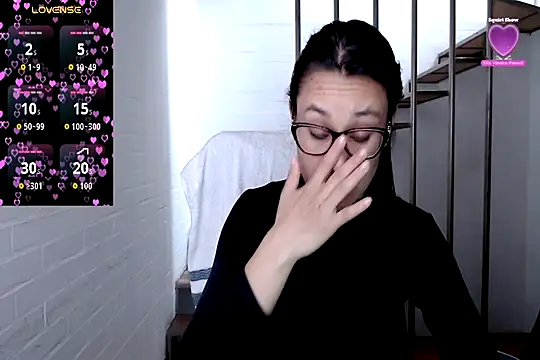 Jessie Desire online show from 25, 11, 2025